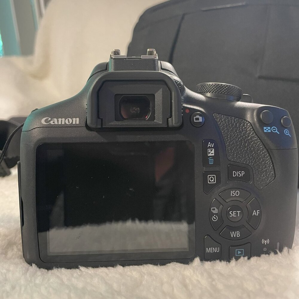Canon Rebel T7 DSLR Camera Bundle w/ 18-55mm lens, RAM Clamp, & batt/charger - Picture 5 of 6
